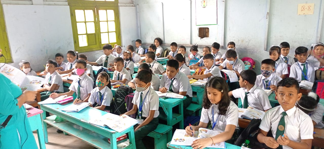 Oriental High School