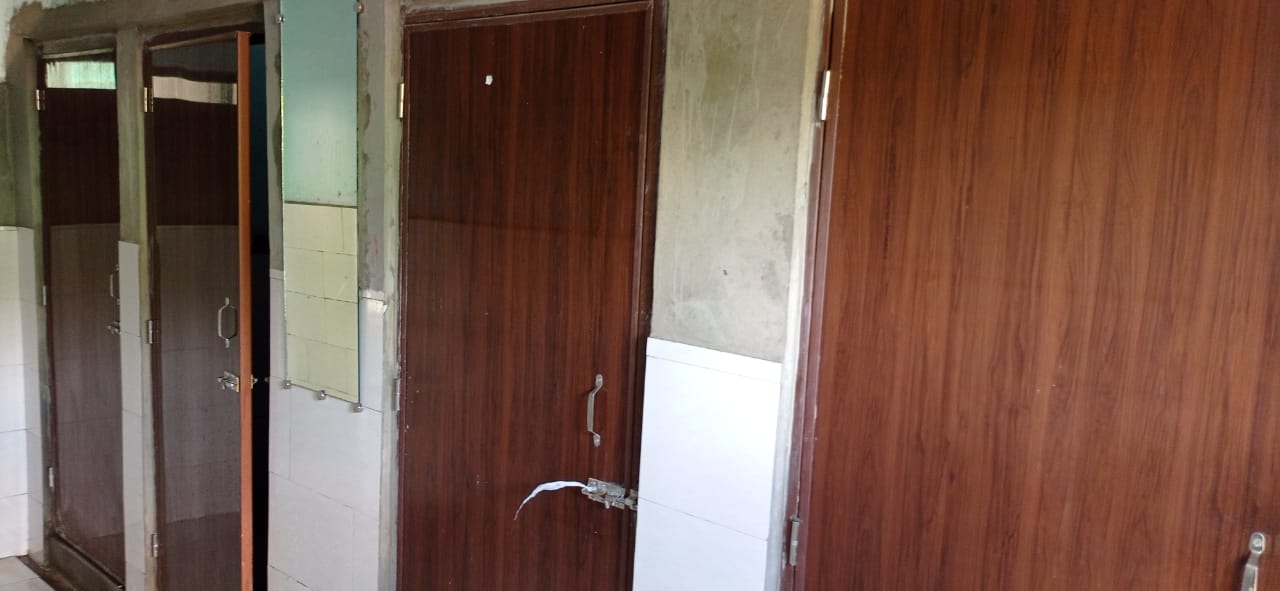 Oriental High School